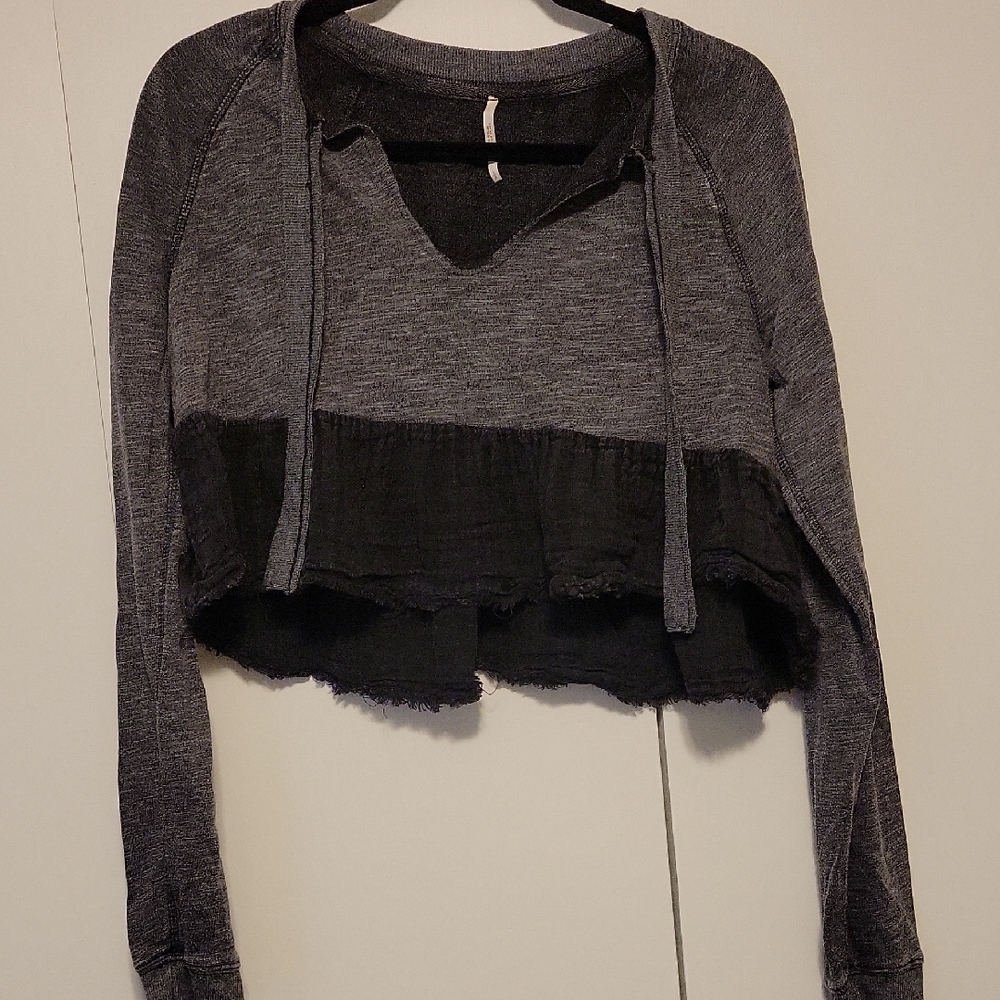 Free People: Gray and Black Raw Hem Cropped Long-Sleeve. No Tags.